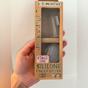 Silicone Finger Brush 2 pack plus Case